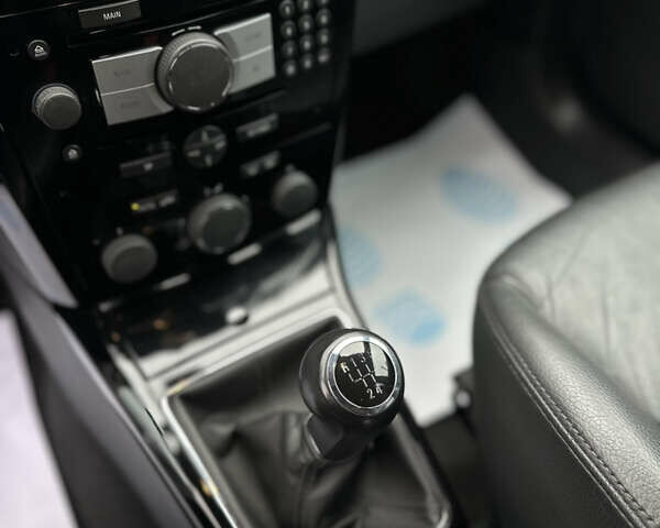 Чорний Опель Астра, об'ємом двигуна 1.6 л та пробігом 207 тис. км за 6200 $, фото 19 на Automoto.ua