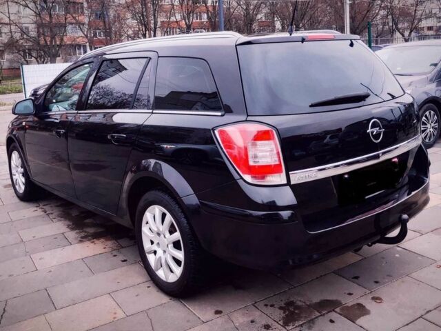 Черный Опель Астра, объемом двигателя 1.6 л и пробегом 230 тыс. км за 6300 $, фото 3 на Automoto.ua