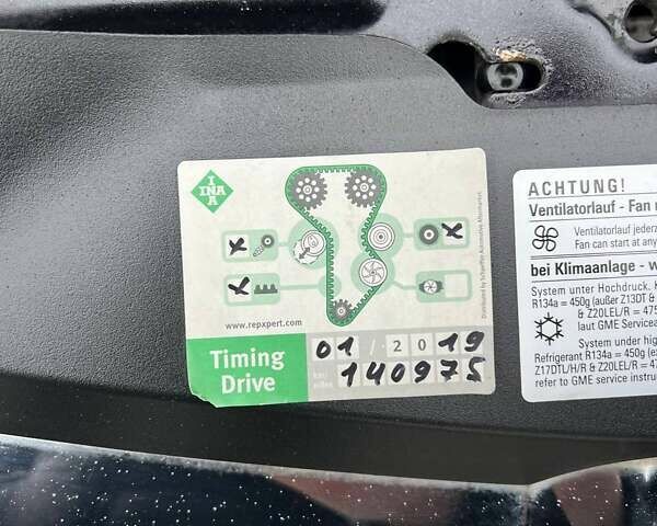 Черный Опель Астра, объемом двигателя 1.6 л и пробегом 199 тыс. км за 6499 $, фото 61 на Automoto.ua