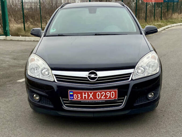 Черный Опель Астра, объемом двигателя 1.8 л и пробегом 200 тыс. км за 6999 $, фото 2 на Automoto.ua