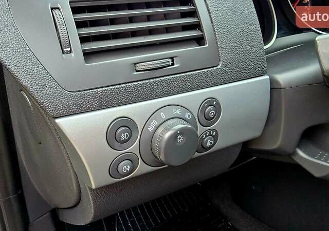 Черный Опель Астра, объемом двигателя 1.6 л и пробегом 238 тыс. км за 6299 $, фото 39 на Automoto.ua