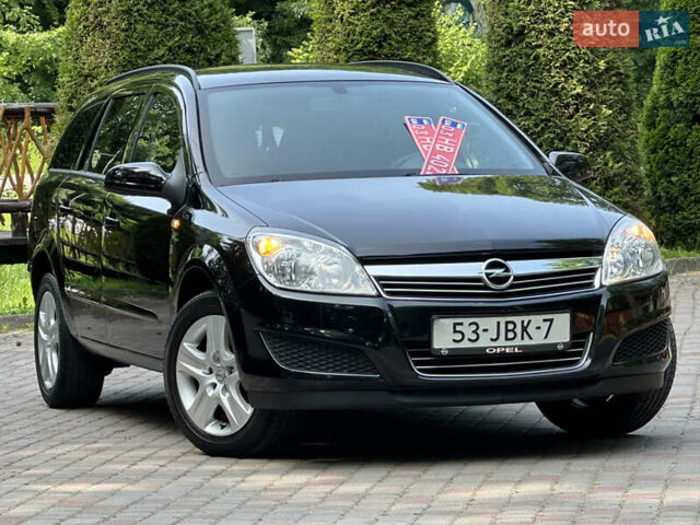 Черный Опель Астра, объемом двигателя 1.6 л и пробегом 157 тыс. км за 5499 $, фото 1 на Automoto.ua