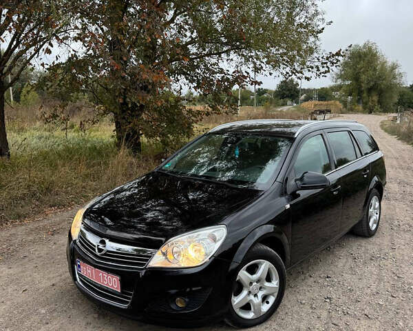 Черный Опель Астра, объемом двигателя 1.6 л и пробегом 230 тыс. км за 5750 $, фото 6 на Automoto.ua