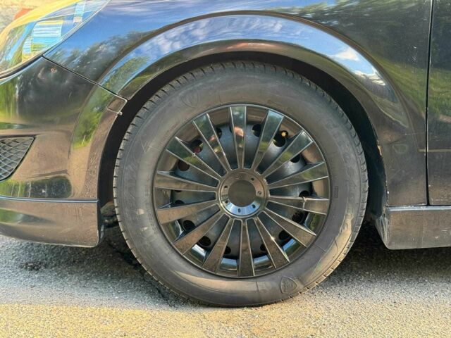 Черный Опель Астра, объемом двигателя 1.6 л и пробегом 219 тыс. км за 4510 $, фото 8 на Automoto.ua