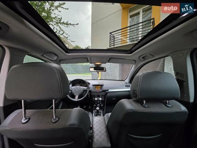 Черный Опель Астра, объемом двигателя 1.7 л и пробегом 224 тыс. км за 5599 $, фото 27 на Automoto.ua