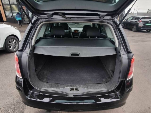 Черный Опель Астра, объемом двигателя 1.6 л и пробегом 247 тыс. км за 6299 $, фото 11 на Automoto.ua