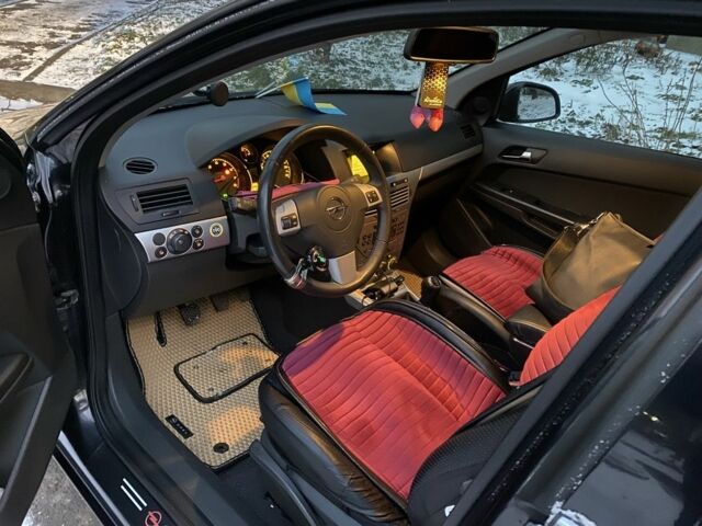 Чорний Опель Астра, об'ємом двигуна 1.6 л та пробігом 240 тис. км за 6500 $, фото 3 на Automoto.ua