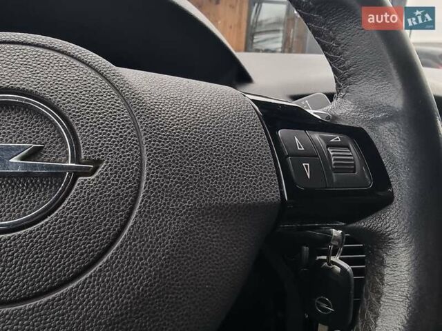 Черный Опель Астра, объемом двигателя 1.6 л и пробегом 247 тыс. км за 6299 $, фото 55 на Automoto.ua