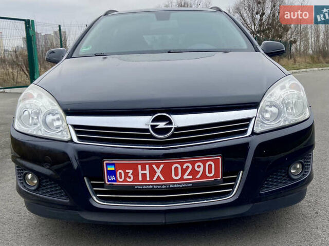 Черный Опель Астра, объемом двигателя 1.8 л и пробегом 200 тыс. км за 6999 $, фото 10 на Automoto.ua