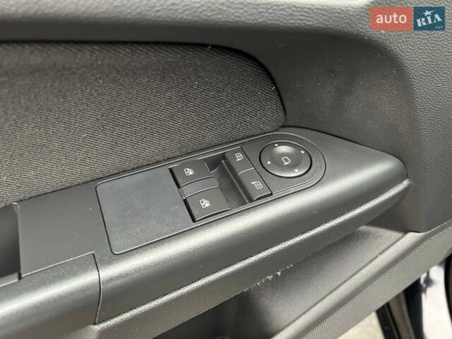 Черный Опель Астра, объемом двигателя 1.6 л и пробегом 199 тыс. км за 6499 $, фото 40 на Automoto.ua