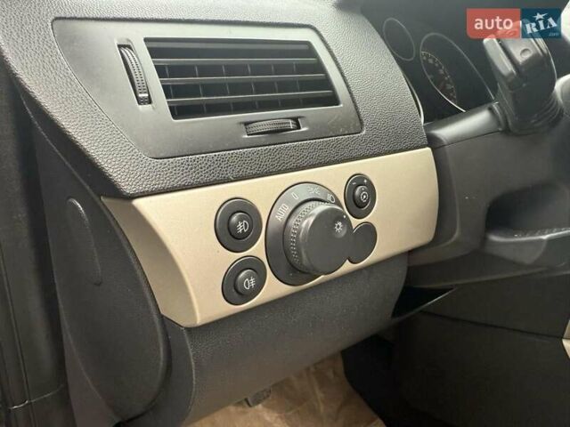 Черный Опель Астра, объемом двигателя 1.6 л и пробегом 240 тыс. км за 5550 $, фото 16 на Automoto.ua