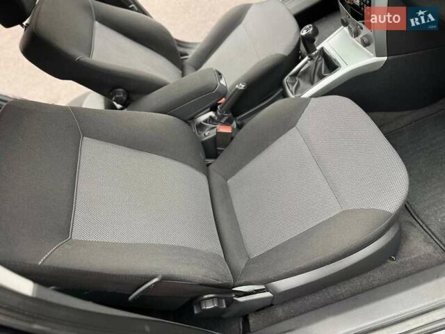 Черный Опель Астра, объемом двигателя 1.6 л и пробегом 199 тыс. км за 6499 $, фото 45 на Automoto.ua