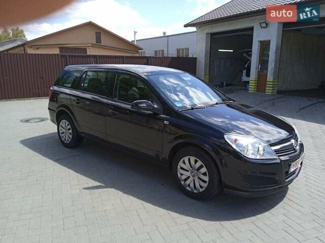 Черный Опель Астра, объемом двигателя 1.6 л и пробегом 178 тыс. км за 4900 $, фото 2 на Automoto.ua