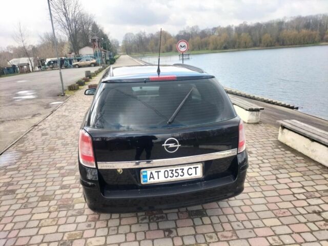 Опель Астра 2009 в Тлумаче на Automoto.ua Черный Опель Астра, объемом двигателя 1.7 л и пробегом 249 тыс. км за 4900 $, фото 2 на Automoto.ua