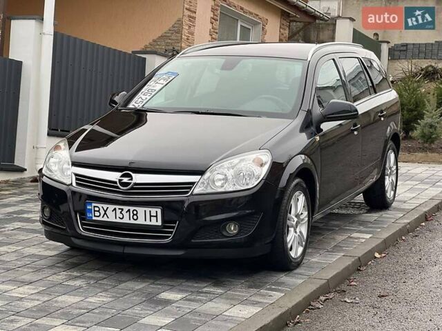 Черный Опель Астра, объемом двигателя 1.6 л и пробегом 199 тыс. км за 6499 $, фото 3 на Automoto.ua