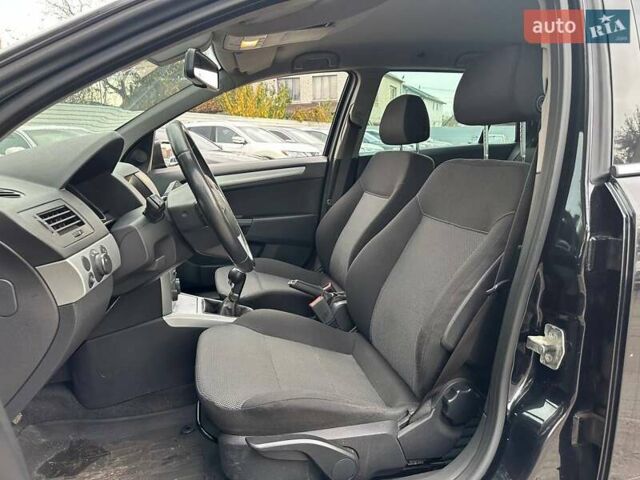 Опель Астра 2009 в Киеве на Automoto.ua Черный Опель Астра, объемом двигателя 1.6 л и пробегом 282 тыс. км за 5990 $, фото 8 на Automoto.ua