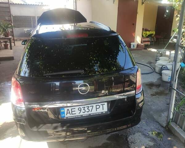 Черный Опель Астра, объемом двигателя 1.6 л и пробегом 205 тыс. км за 5700 $, фото 32 на Automoto.ua