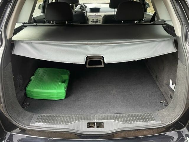 Чорний Опель Астра, об'ємом двигуна 1.6 л та пробігом 191 тис. км за 6100 $, фото 3 на Automoto.ua