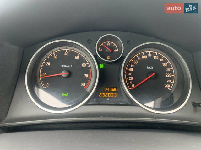 Черный Опель Астра, объемом двигателя 1.6 л и пробегом 232 тыс. км за 5500 $, фото 25 на Automoto.ua