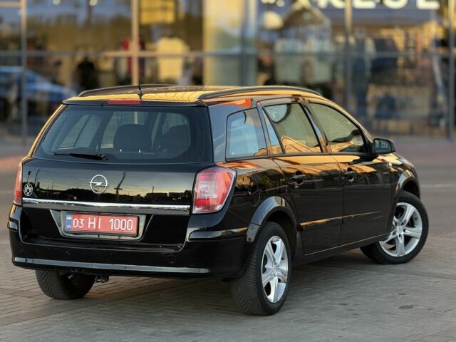 Черный Опель Астра, объемом двигателя 1.6 л и пробегом 195 тыс. км за 5300 $, фото 3 на Automoto.ua