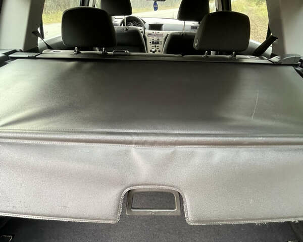 Черный Опель Астра, объемом двигателя 1.6 л и пробегом 191 тыс. км за 5999 $, фото 10 на Automoto.ua