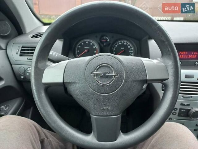 Чорний Опель Астра, об'ємом двигуна 1.8 л та пробігом 200 тис. км за 5750 $, фото 53 на Automoto.ua