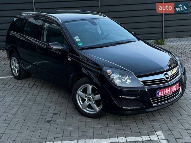 Черный Опель Астра, объемом двигателя 1.6 л и пробегом 160 тыс. км за 6200 $, фото 3 на Automoto.ua