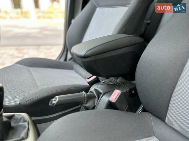 Черный Опель Астра, объемом двигателя 1.6 л и пробегом 157 тыс. км за 5499 $, фото 117 на Automoto.ua