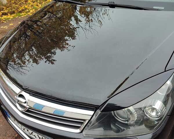 Черный Опель Астра, объемом двигателя 1.8 л и пробегом 225 тыс. км за 6800 $, фото 13 на Automoto.ua