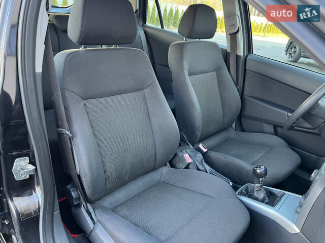 Черный Опель Астра, объемом двигателя 1.4 л и пробегом 242 тыс. км за 4450 $, фото 47 на Automoto.ua