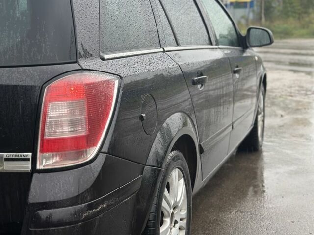 Чорний Опель Астра, об'ємом двигуна 1.6 л та пробігом 212 тис. км за 6300 $, фото 3 на Automoto.ua