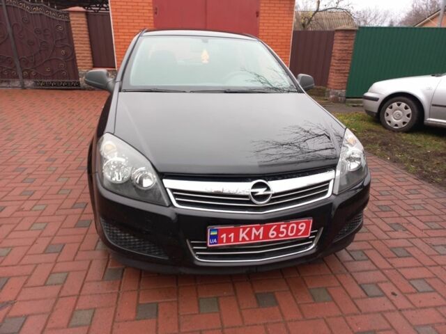 Черный Опель Астра, объемом двигателя 1.8 л и пробегом 200 тыс. км за 5750 $, фото 1 на Automoto.ua