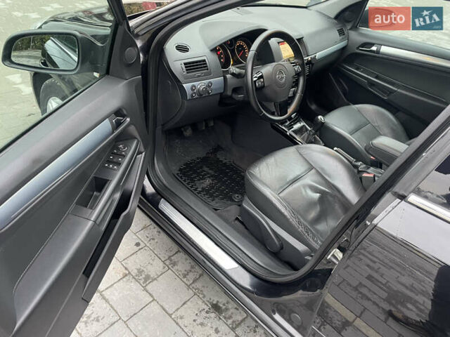 Чорний Опель Астра, об'ємом двигуна 1.6 л та пробігом 243 тис. км за 5950 $, фото 14 на Automoto.ua