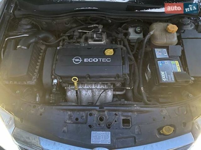 Чорний Опель Астра, об'ємом двигуна 1.6 л та пробігом 240 тис. км за 6500 $, фото 5 на Automoto.ua