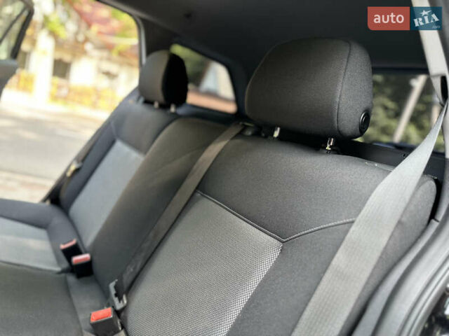 Черный Опель Астра, объемом двигателя 1.6 л и пробегом 157 тыс. км за 5499 $, фото 136 на Automoto.ua
