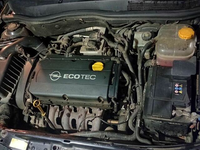 Чорний Опель Астра, об'ємом двигуна 1.6 л та пробігом 230 тис. км за 5900 $, фото 3 на Automoto.ua