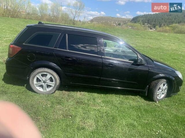 Черный Опель Астра, объемом двигателя 1.69 л и пробегом 250 тыс. км за 6500 $, фото 9 на Automoto.ua