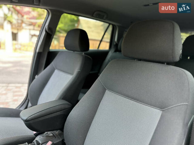 Черный Опель Астра, объемом двигателя 1.6 л и пробегом 157 тыс. км за 5499 $, фото 121 на Automoto.ua
