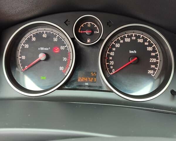 Черный Опель Астра, объемом двигателя 1.8 л и пробегом 225 тыс. км за 6800 $, фото 29 на Automoto.ua