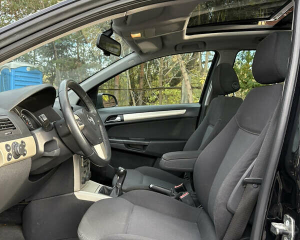 Опель Астра 2009 в Белой Церкве на Automoto.ua Черный Опель Астра, объемом двигателя 1.6 л и пробегом 240 тыс. км за 6000 $, фото 23 на Automoto.ua