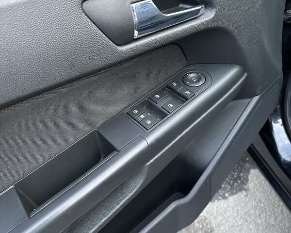 Чорний Опель Астра, об'ємом двигуна 1.6 л та пробігом 209 тис. км за 6300 $, фото 7 на Automoto.ua