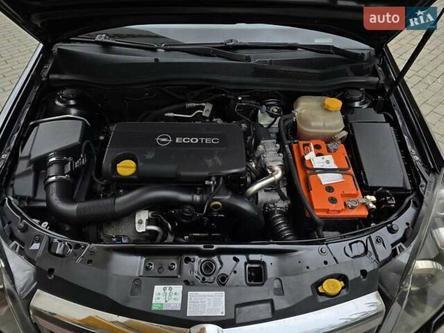 Черный Опель Астра, объемом двигателя 1.7 л и пробегом 224 тыс. км за 5650 $, фото 37 на Automoto.ua