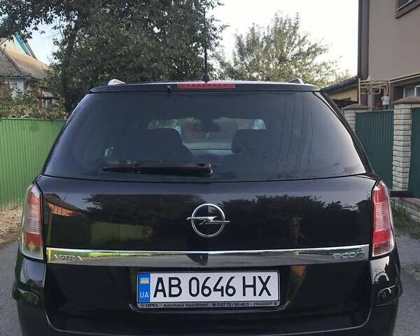 Черный Опель Астра, объемом двигателя 1.69 л и пробегом 295 тыс. км за 6100 $, фото 2 на Automoto.ua