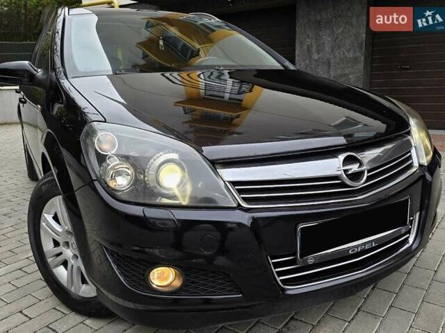 Черный Опель Астра, объемом двигателя 1.7 л и пробегом 224 тыс. км за 5650 $, фото 15 на Automoto.ua