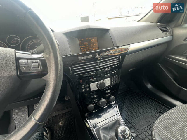 Чорний Опель Астра, об'ємом двигуна 1.9 л та пробігом 254 тис. км за 5899 $, фото 30 на Automoto.ua