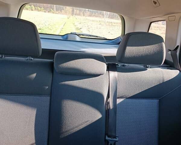 Черный Опель Астра, объемом двигателя 1.8 л и пробегом 225 тыс. км за 5700 $, фото 12 на Automoto.ua