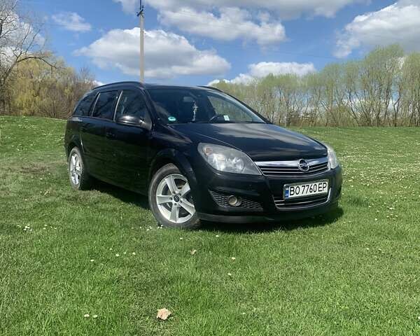Черный Опель Астра, объемом двигателя 1.69 л и пробегом 250 тыс. км за 6500 $, фото 3 на Automoto.ua