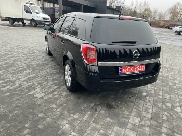 Черный Опель Астра, объемом двигателя 1.6 л и пробегом 260 тыс. км за 5550 $, фото 9 на Automoto.ua
