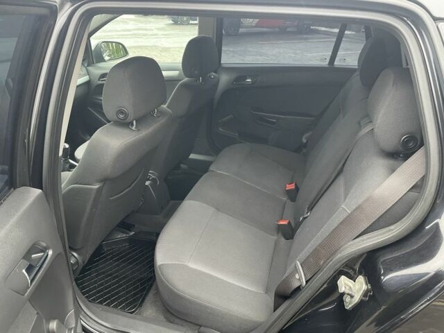 Черный Опель Астра, объемом двигателя 1.6 л и пробегом 260 тыс. км за 5550 $, фото 13 на Automoto.ua