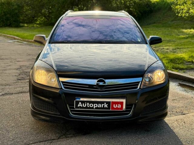 Черный Опель Астра, объемом двигателя 1.6 л и пробегом 219 тыс. км за 4510 $, фото 1 на Automoto.ua